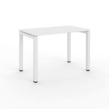 Modern, világosszürke íróasztal irodabútor letisztult dizájnnal, négy fém lábon, minimalista irodai környezetbe ajánlva.
